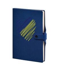 Записна книжка А5 в клітинку Twill на кнопці синя, тиснення "СЕРЦЕ"