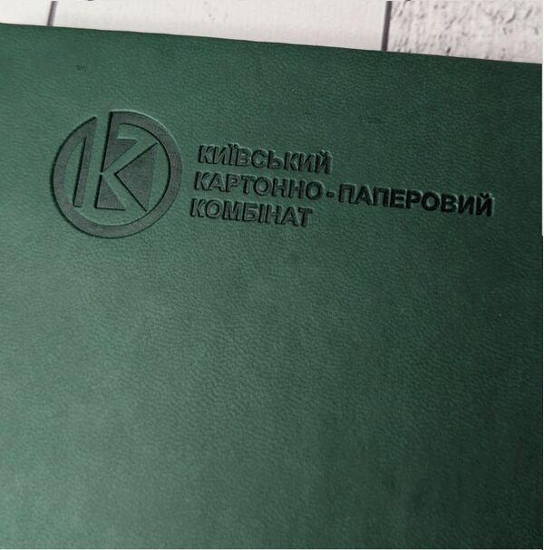 Тиснення блінтове (без фольги) не більш ніж 10х14 см Поліграфіст картинка 4